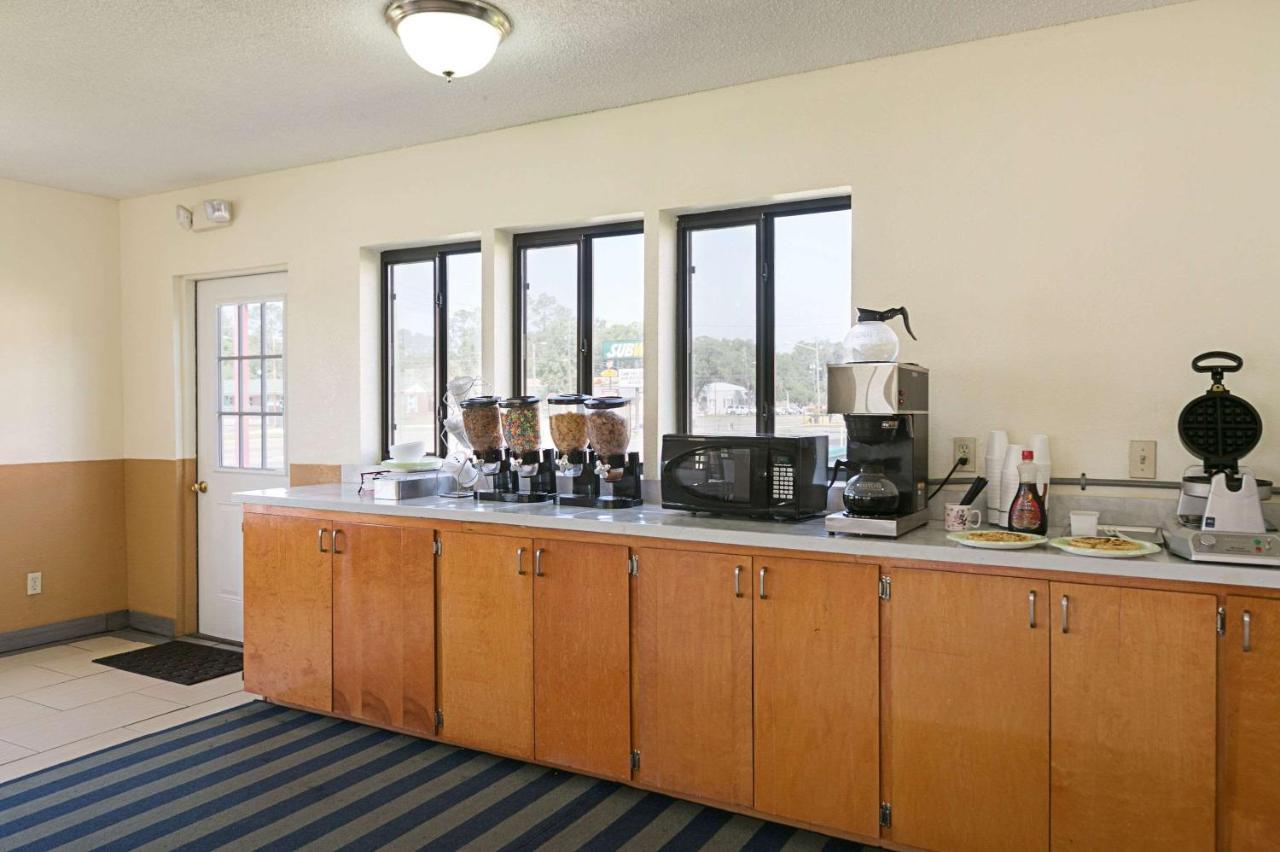 Rodeway Inn Perry Εξωτερικό φωτογραφία
