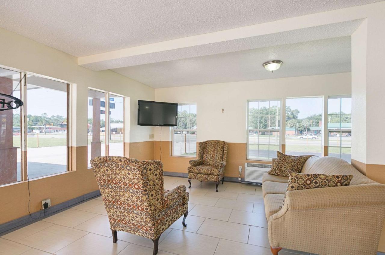 Rodeway Inn Perry Εξωτερικό φωτογραφία